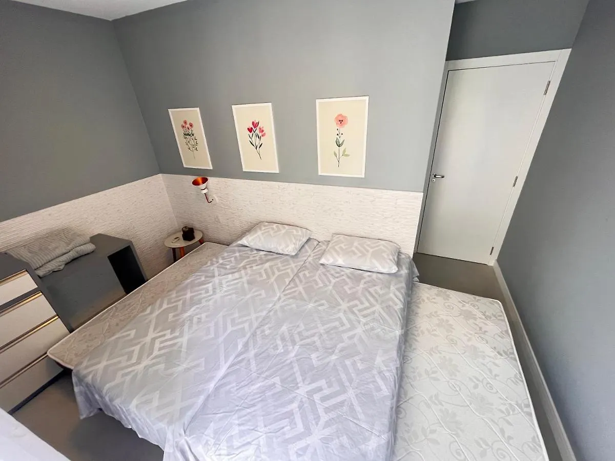 Apartamento Prox Shopping Atlantico Brisamarbc5 Balneario Camboriu Brazil